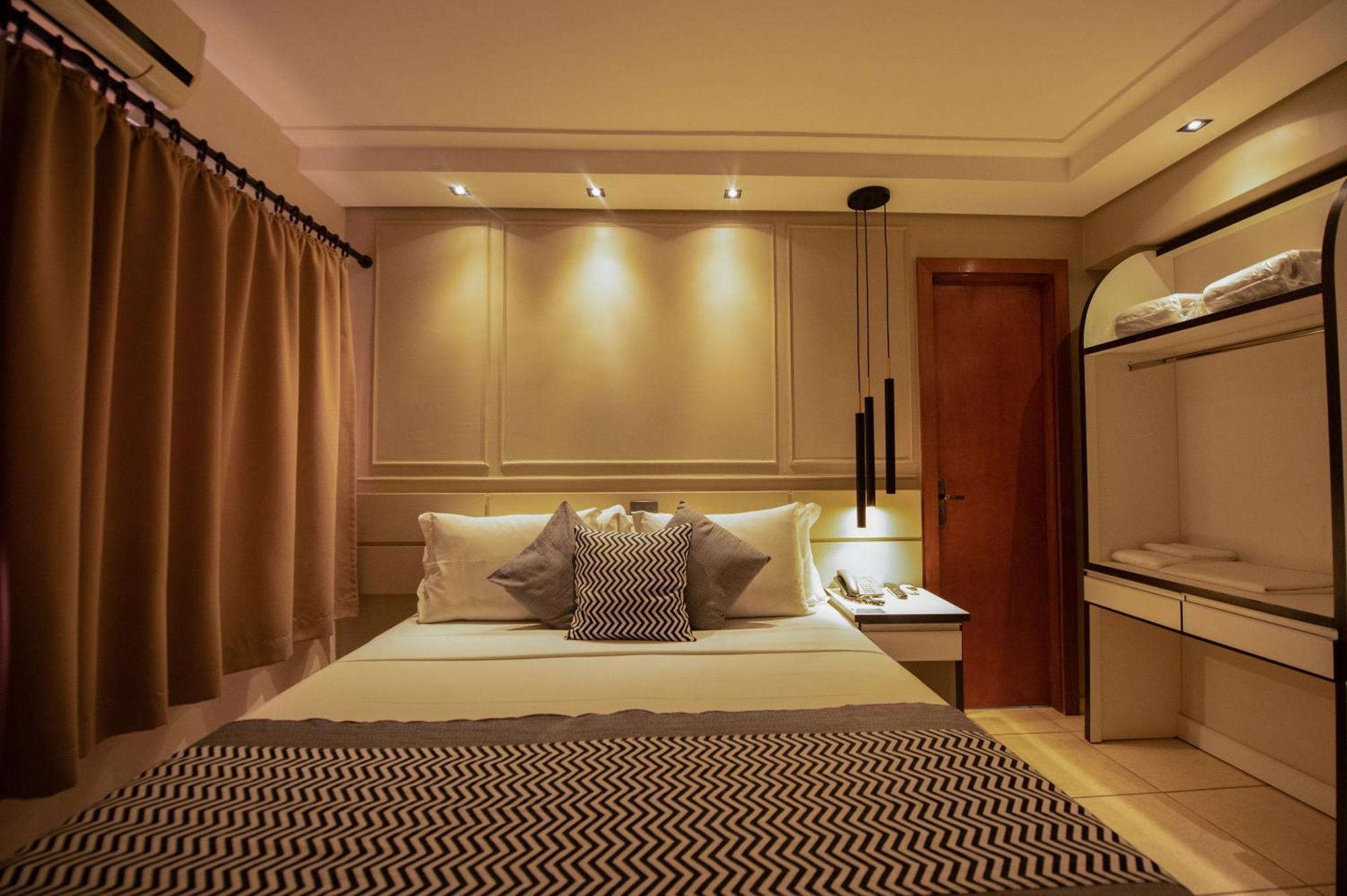 Havana Palace Hotel II อูเบราบา ภายนอก รูปภาพ